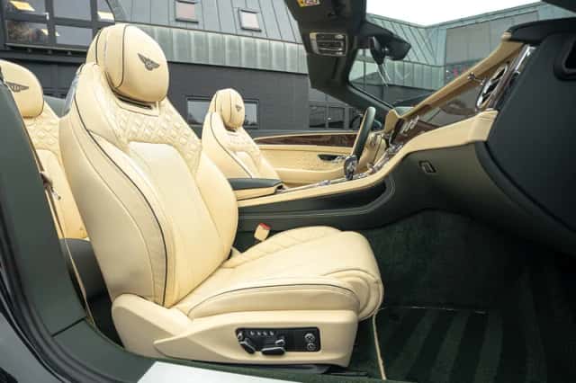 Bentley Continental GTC (2021) thumbnail 4