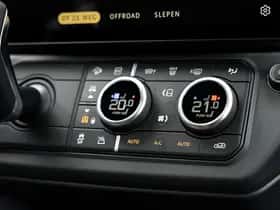 Land Rover Defender (2026) thumbnail 27