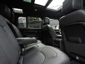 Land Rover Defender (2026) thumbnail 5