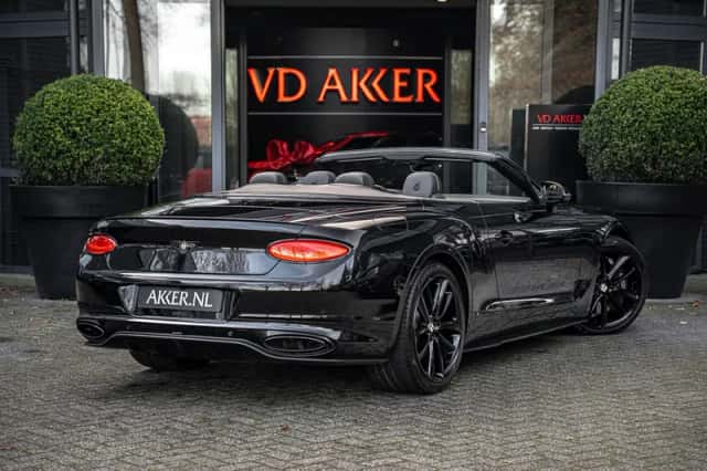 Bentley Continental GTC (2019) thumbnail 2