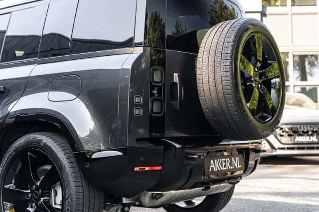 Land Rover Defender (2026) thumbnail 18