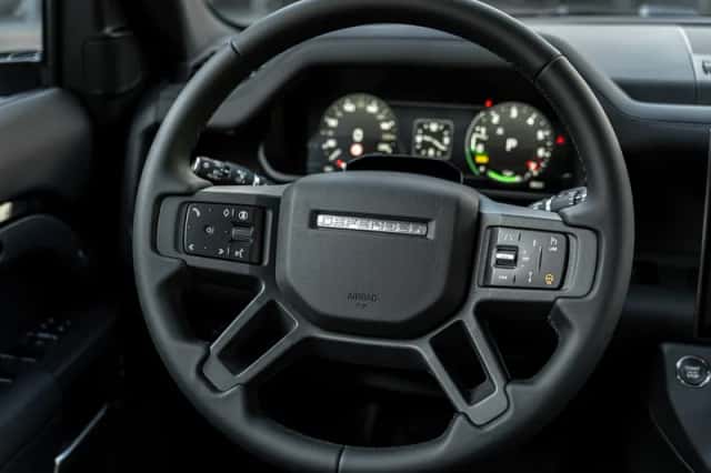 Land Rover Defender (2026) thumbnail 19