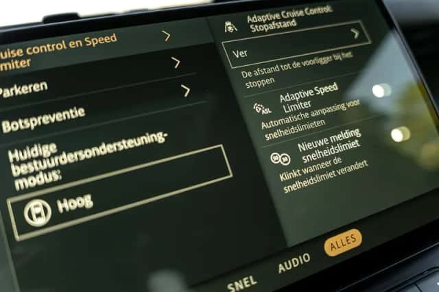 Land Rover Defender (2026) thumbnail 20