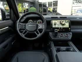 Land Rover Defender (2026) thumbnail 3
