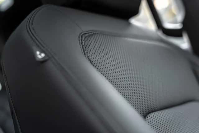 Land Rover Defender (2026) thumbnail 27
