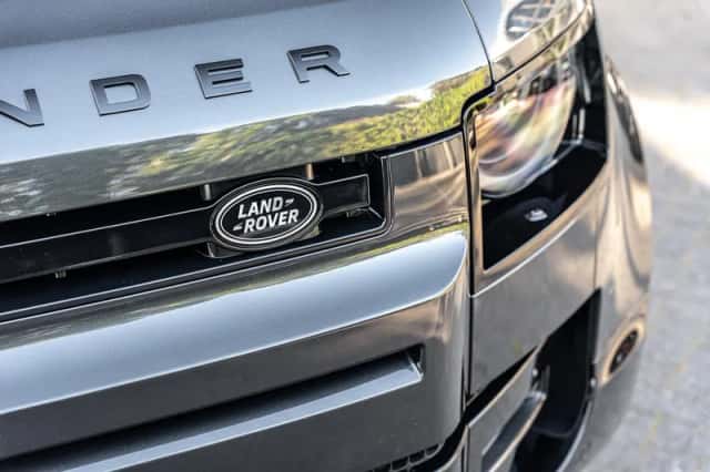 Land Rover Defender (2026) thumbnail 29