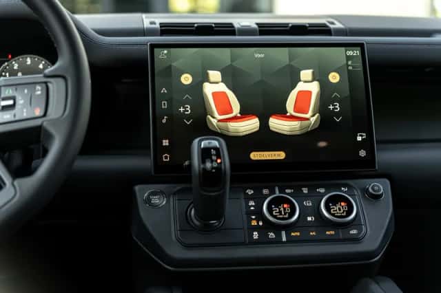 Land Rover Defender (2026) thumbnail 8