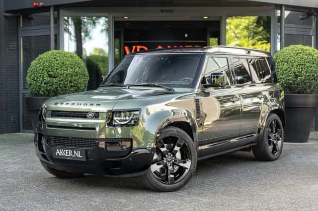 Land Rover Defender (2026) thumbnail 1