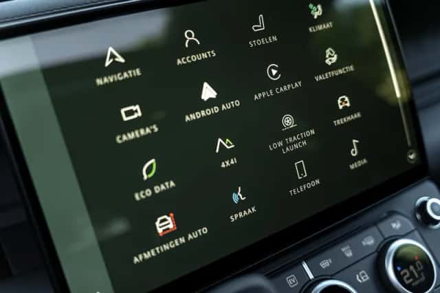 Land Rover Defender (2026) thumbnail 24