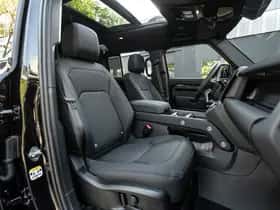 Land Rover Defender (2026) thumbnail 4