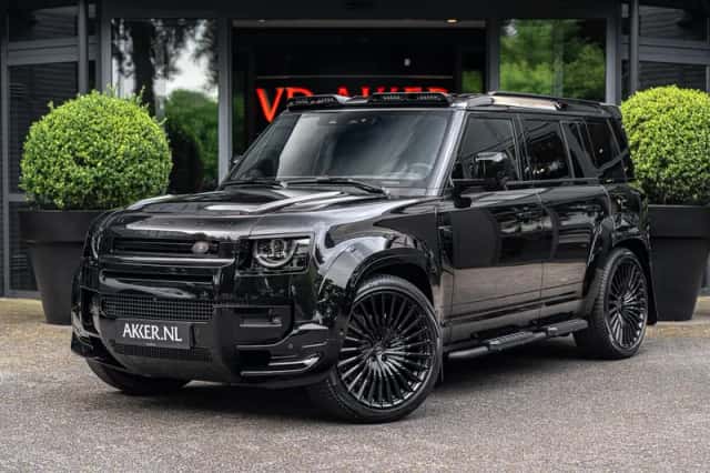Land Rover Defender (2026) thumbnail 1