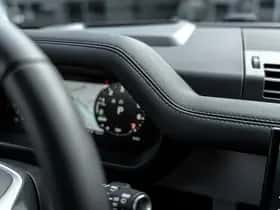 Land Rover Defender (2025) thumbnail 12