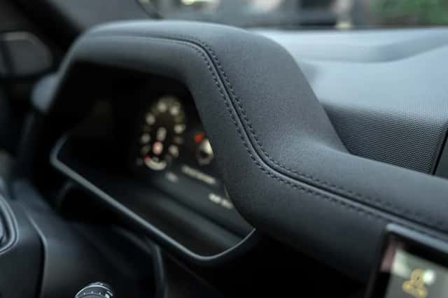 Land Rover Defender (2025) thumbnail 24