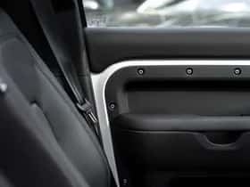 Land Rover Defender (2025) thumbnail 39