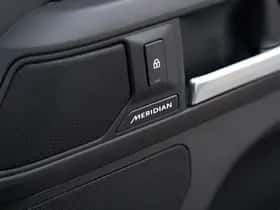 Land Rover Defender (2025) thumbnail 7