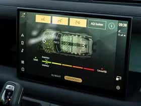 Land Rover Defender (2025) thumbnail 12