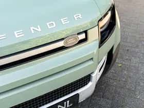 Land Rover Defender (2025) thumbnail 13