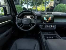 Land Rover Defender (2025) thumbnail 3