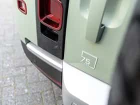 Land Rover Defender (2025) thumbnail 9