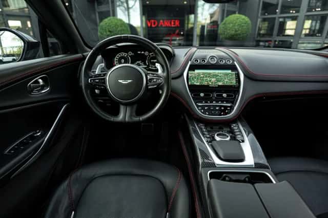 Aston Martin DBX 1/500 (2020) thumbnail 3