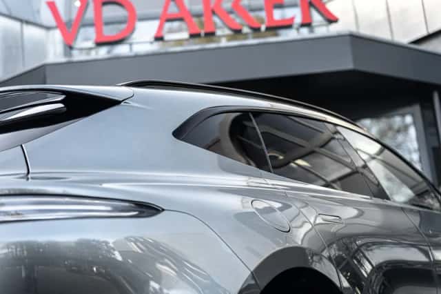 Aston Martin DBX 1/500 (2020) thumbnail 26