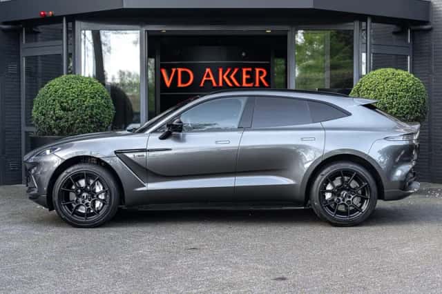Aston Martin DBX 1/500 (2020) thumbnail 6