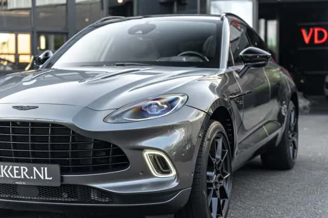 Aston Martin DBX 1/500 (2020) thumbnail 9