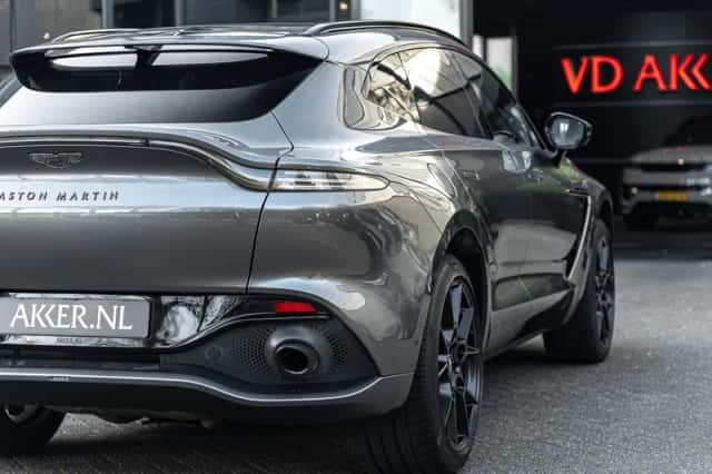 Aston Martin DBX 1/500 (2020) thumbnail 10