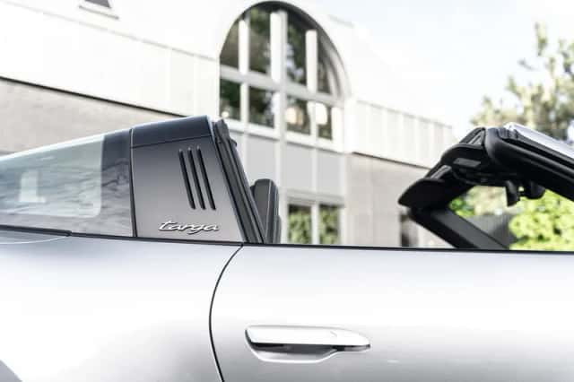 Porsche 992 Targa 4S (2023) thumbnail 13