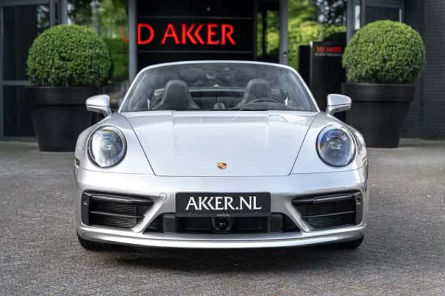 Porsche 992 Targa 4S (2023) thumbnail 25