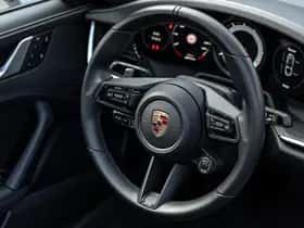Porsche 992 Targa 4S (2023) thumbnail 15