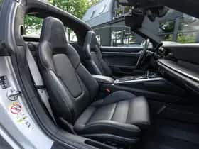 Porsche 992 Targa 4S (2023) thumbnail 4