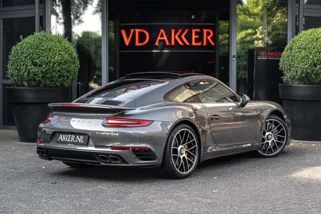 Porsche 991 Turbo S (2016) thumbnail 2