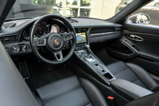 Porsche 991 Turbo S (2016) thumbnail 3