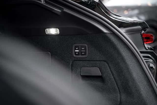 Porsche Cayenne E-Hybrid (2024) thumbnail 28