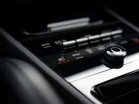 Porsche Cayenne E-Hybrid (2025) thumbnail 34