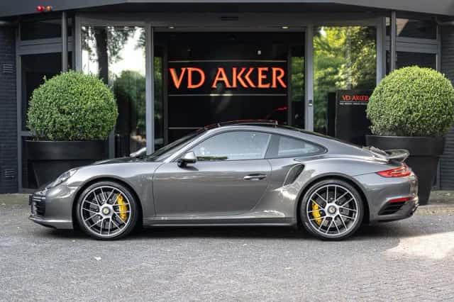Porsche 991 Turbo S (2016) thumbnail 6