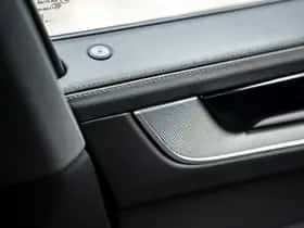 Porsche Cayenne E-Hybrid (2025) thumbnail 9