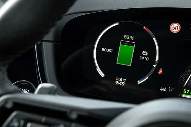 Porsche Cayenne E-Hybrid (2024) thumbnail 11