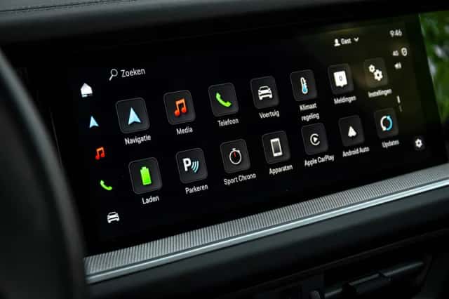 Porsche Cayenne E-Hybrid (2024) thumbnail 16