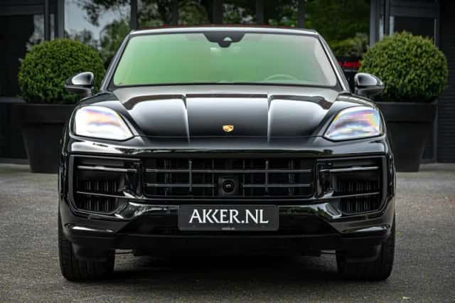 Porsche Cayenne E-Hybrid (2024) thumbnail 21