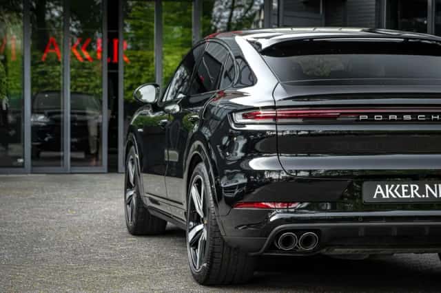 Porsche Cayenne E-Hybrid (2024) thumbnail 28