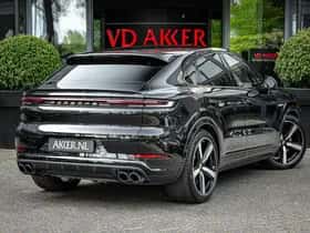Porsche Cayenne E-Hybrid (2024) thumbnail 2