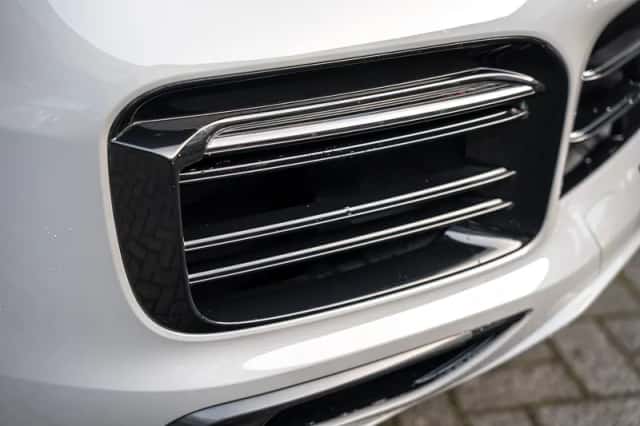 Porsche Cayenne E-Hybrid (2023) thumbnail 29