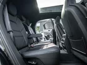 Porsche Cayenne E-Hybrid (2024) thumbnail 5