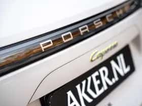 Porsche Cayenne E-Hybrid (2023) thumbnail 13