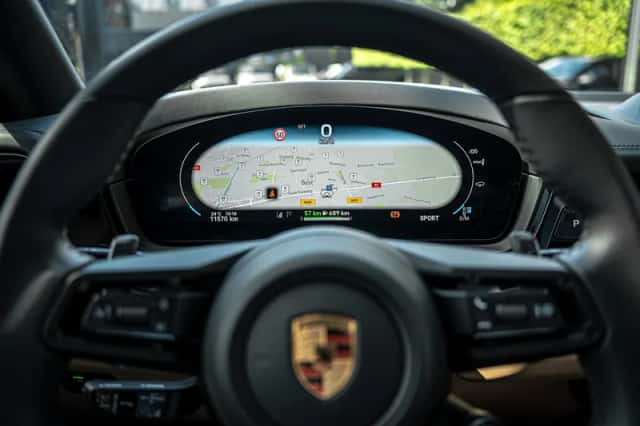 Porsche Cayenne E-Hybrid (2025) thumbnail 28