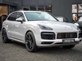 Porsche Cayenne E-Hybrid (2023) thumbnail 9