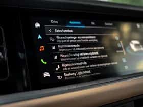 Porsche Cayenne E-Hybrid (2025) thumbnail 33