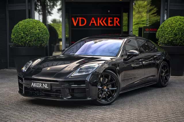 Porsche Panamera (2025) thumbnail 1